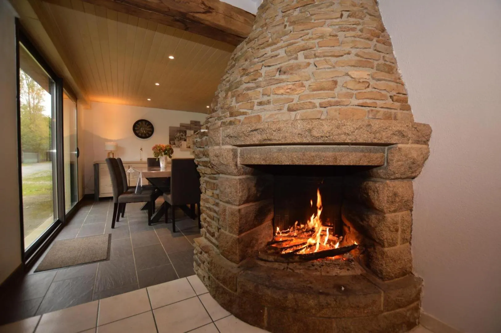 La Hantelle Saint-Hilaire-des-Landes 0*,